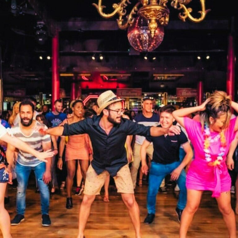 366286299 677289917771402 423404406281831035 n 768x768