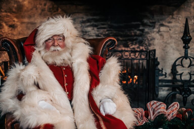 Trafford Centre announces magical festive experience at Santa’s Grotto
