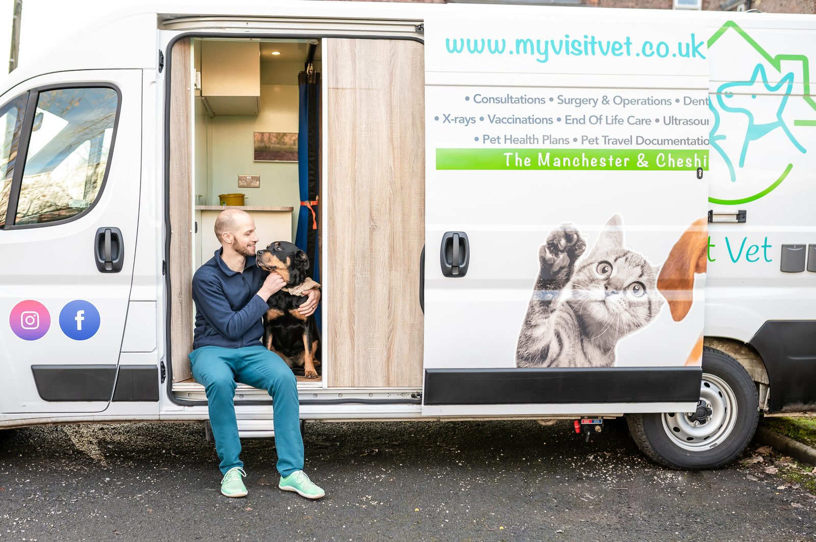 Meet the mobile vet going the extra mile to tackle pet distress