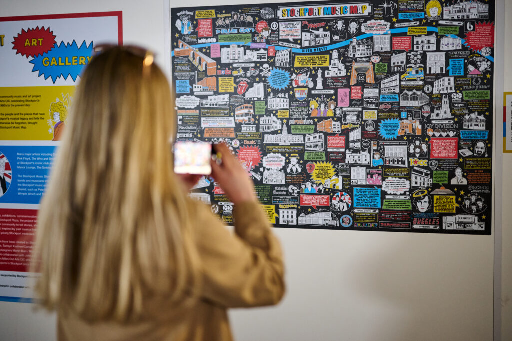 Avanti West Coast unveils new Stockport station artwork celebrating the town’s music history